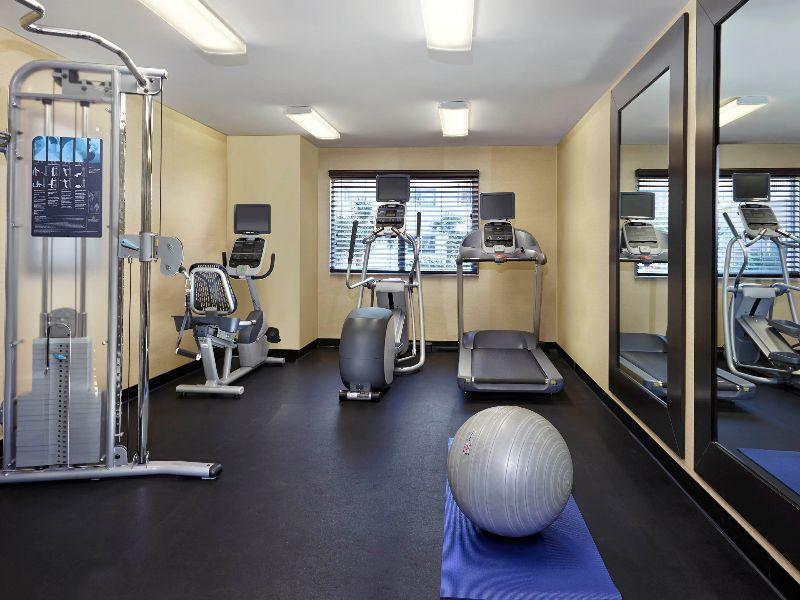 Holiday Inn Express & Suites Naples Downtown - 5Th Avenue By Ihg Buitenkant foto